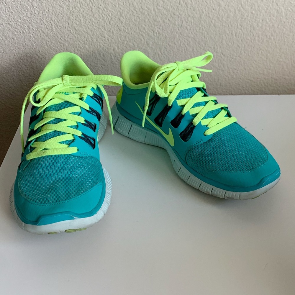 Nike Women’s Free Run 5.0 Size 6.5